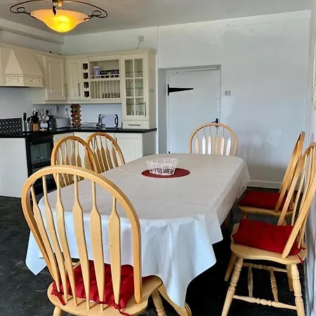 Holiday home Gragara House